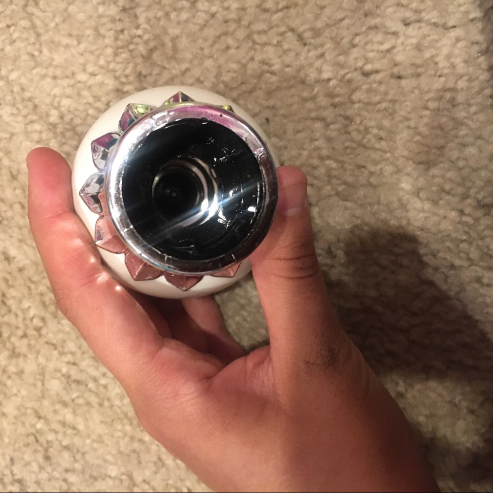 2 Filials (End Caps to a curtain rod). - Picture 2 of 2